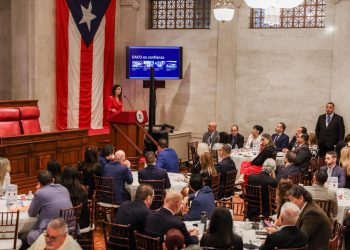 Senado celebra Cumbre del Consumidor y Comercio