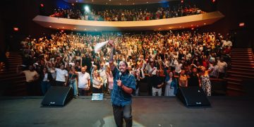 Keropi Sánchez continúa su exitosa gira “De la Olla que Salí” con función sold out en Bayamón