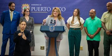 Gobierno amplía el acceso digital a los servicios públicos con nuevas herramientas tecnológicas en CESCO y Autoexpreso