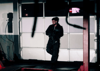 “F.O.M.O.” de Jay Wheeler: una historia de amor  perdido y el poder de no dejar ir