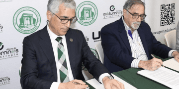 Ingeniero Fernando L. Sumaza Laborde establece fondo dotal y entrega becas en el RUM