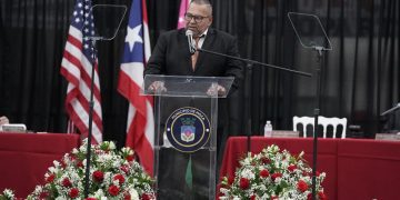 Policías Municipales de Moca reciben diferencial salarial de $200