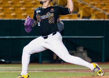 Leones amarran los bates de los Gigantes en Carolina