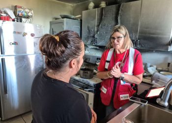 Cruz Roja Americana ofrece 10 consejos para pasar un Día de Acción de Gracias seguro ante fuegos residenciales