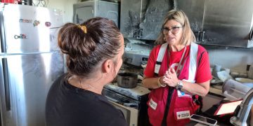 Cruz Roja Americana ofrece 10 consejos para pasar un Día de Acción de Gracias seguro ante fuegos residenciales