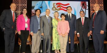 Enfocados en los nuevos cambios en la medicina, miles de profesionales de la salud culminan hoy su participación en la Convención de Hospitales