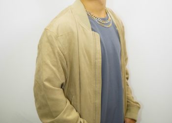 Luis Vázquez lanza su primer EP navideño “Navidad en AI”