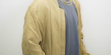 Luis Vázquez lanza su primer EP navideño “Navidad en AI”