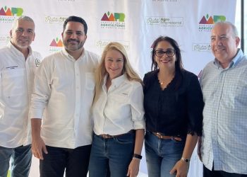 Alcalde de Hatillo da la bienvenida a la Ruta Agro Empresarial