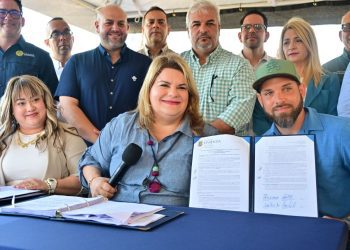 VIVIENDA FIRMA ACUERDOS DE SUBVENCIÓN CON AGRICULTORES