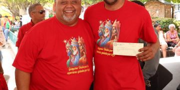 Empleados municipales y del programa Head Start de Guayama reciben Bono de Navidad