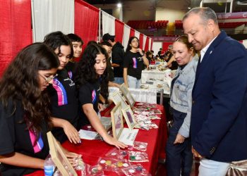Niños y jóvenes cagüeños aceptan el reto de crear sus negocios