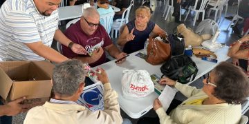 Envejecientes de la montaña celebran la Navidad