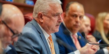 Asamblea Legislativa reúne a todos los partidos políticos para evaluar las enmiendas propuestas al Código Electoral presentadas por el Presidente del Senado