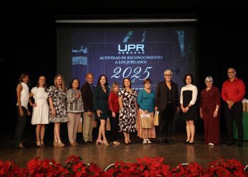UPRH celebra emotiva ceremonia de reconocimiento a empleados jubilados