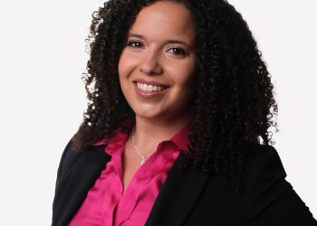 Reconocida bióloga marina asume la vicepresidencia de la Sociedad Ambiente Marino