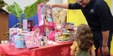 The Salvation Army Celebró Un Toy Shop Lleno de Amor