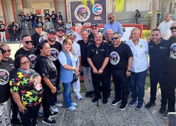 Recorren San Juan llevando el mensaje contra los disparos al aire