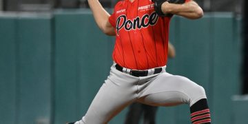 Los Leones blanquean a los Senadores