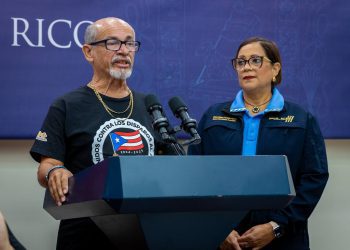 Gobierno de Puerto Rico intensifica campaña contra las balas al aire en Navidad
