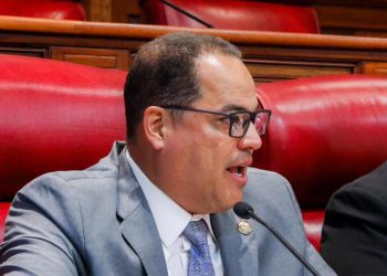 Senador Carmelo Ríos radica histórica legislación para combatir delitos cibernéticos en Puerto Rico