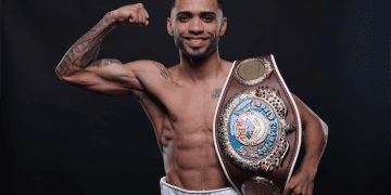 campeón mundial unificado Oscar “El Pupilo” Collazo FIRMA CON LA AGENCIA DEPORTIVA RIMAS SPORTS