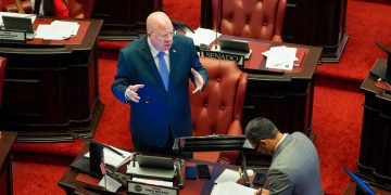 Senado aprueba medida para reconocer al concebido como ser humano en el Código Penal