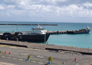 Alcaldes de Ceiba, Vieques y Culebra coordinan apoyo ante emergencias por suspensión de viajes a las islas