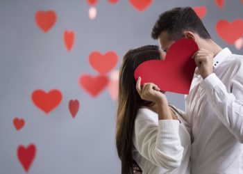 Alrededor de 50 empresarios se presentan en el Gran bazar de San Valentín en Quebradillas