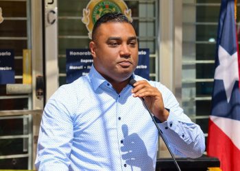 Representante Jerry Nieves Rosario invita a beneficiarse de la entrega de 300 compras gratuitas