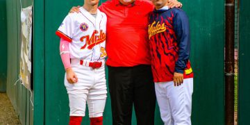 La Familia Monge: una dinastía del béisbol que sigue marcando la historia de los Mulos del  Valenciano