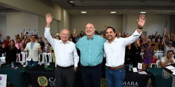 Festival de Talentos Dorados celebra la experiencia  y el talento de la Generación Dorada en Juncos