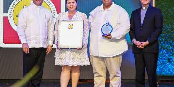 Estudiantes de Atlantic University lideran la transformación digital de universidad en República Dominicana