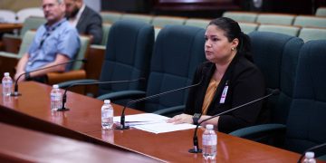 AMA advierte que paradas en centros de adultos mayores impactaría las operaciones del sistema de transporte