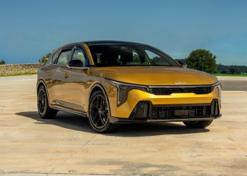 Kia K4 mejor auto familiar 2026 por MotorWeek