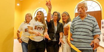 La Perla inaugura la primera exhibición fotográfica dedicada a su historia