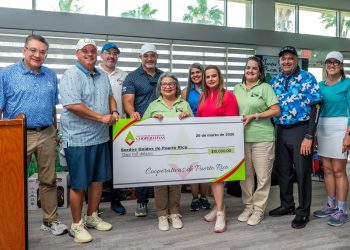 Cooperativas donan $10,000 a Sordos Unidos de Puerto Rico para fortalecer los servicios de la comunidad sorda