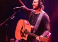 Beto Cuevas regresa a Puerto Rico en concierto acústico