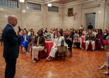 Senado reconoce liderazgo femenino en evento “Mujeres Power 2026”
