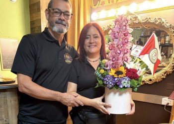 Abre en Cayey Bohemios Café Teatro Bar