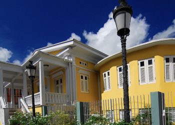 Cayey invita a comerciantes a encuentro con el Centro Unido de Detallistas