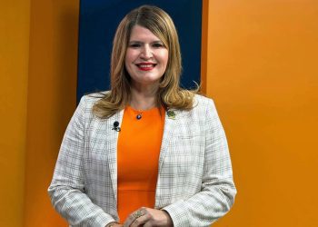 Atenta la representante Hau a la culminación de los trabajos en la PR- 52