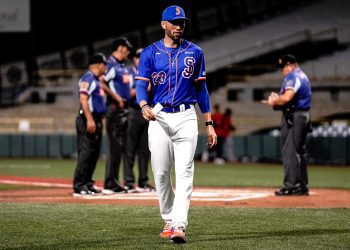 Gigantes del béisbol invernal confirman a Ricky Rivera como su nuevo dirigente