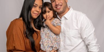 SR FAMILY: NI SANTOS NI PERFECTOS  ESTÁN DE GIRA