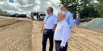 𝐉𝐮𝐧𝐜𝐨𝐬 𝐫𝐞𝐜𝐢𝐛𝐞 𝐯𝐢𝐬𝐢𝐭𝐚 𝐝𝐞𝐥 𝐏𝐫𝐞𝐬𝐢𝐝𝐞𝐧𝐭𝐞 𝐝𝐞 𝐥𝐚 𝐀𝐀𝐀   