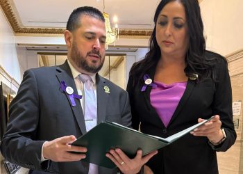 Representantes solicitan información a ACAA y ASC sobre posibles irregularidades en marbetes emitidos en centro de inspección de Yabucoa