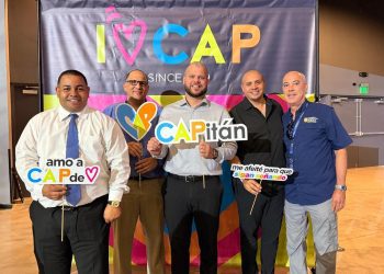 Equipo de Vivienda Pública se rapa en solidaridad con pacientes de cáncer pediátrico