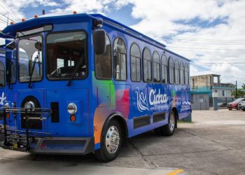Cidra moderniza su flota de trolley para seguir ofreciendo servicio de transporte gratuito