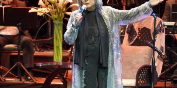 Lucecita Benítez lleva al mundo el concierto “Claro y Musical”