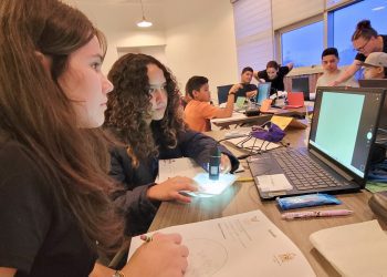 Arecibo C3 lanza campamentos de verano únicos en ADN para estudiantes en Puerto Rico